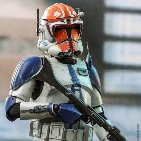 Captain Vaughn Star Wars The Clone Wars 1/6 Action Figure by Hot Toys